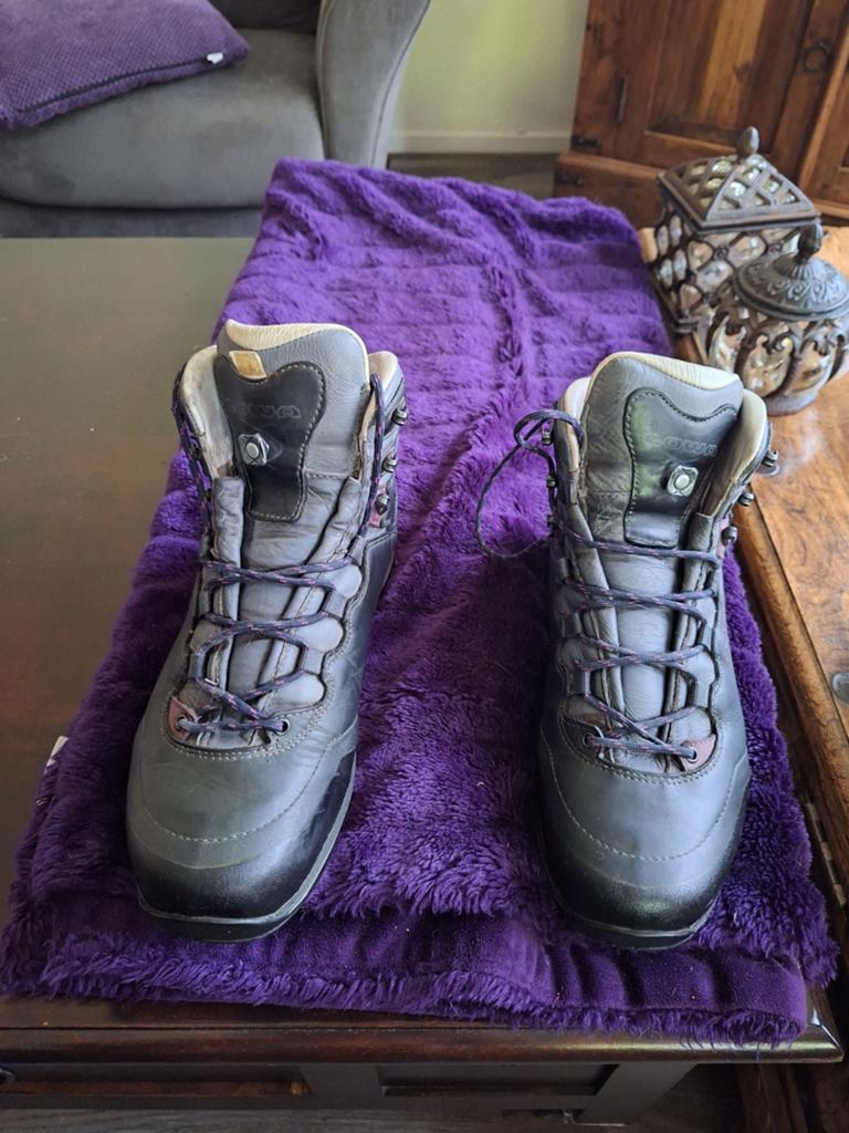 LOWA lady Light maat 42, Ophalen of Verzenden, Gebruikt, Schoenen
