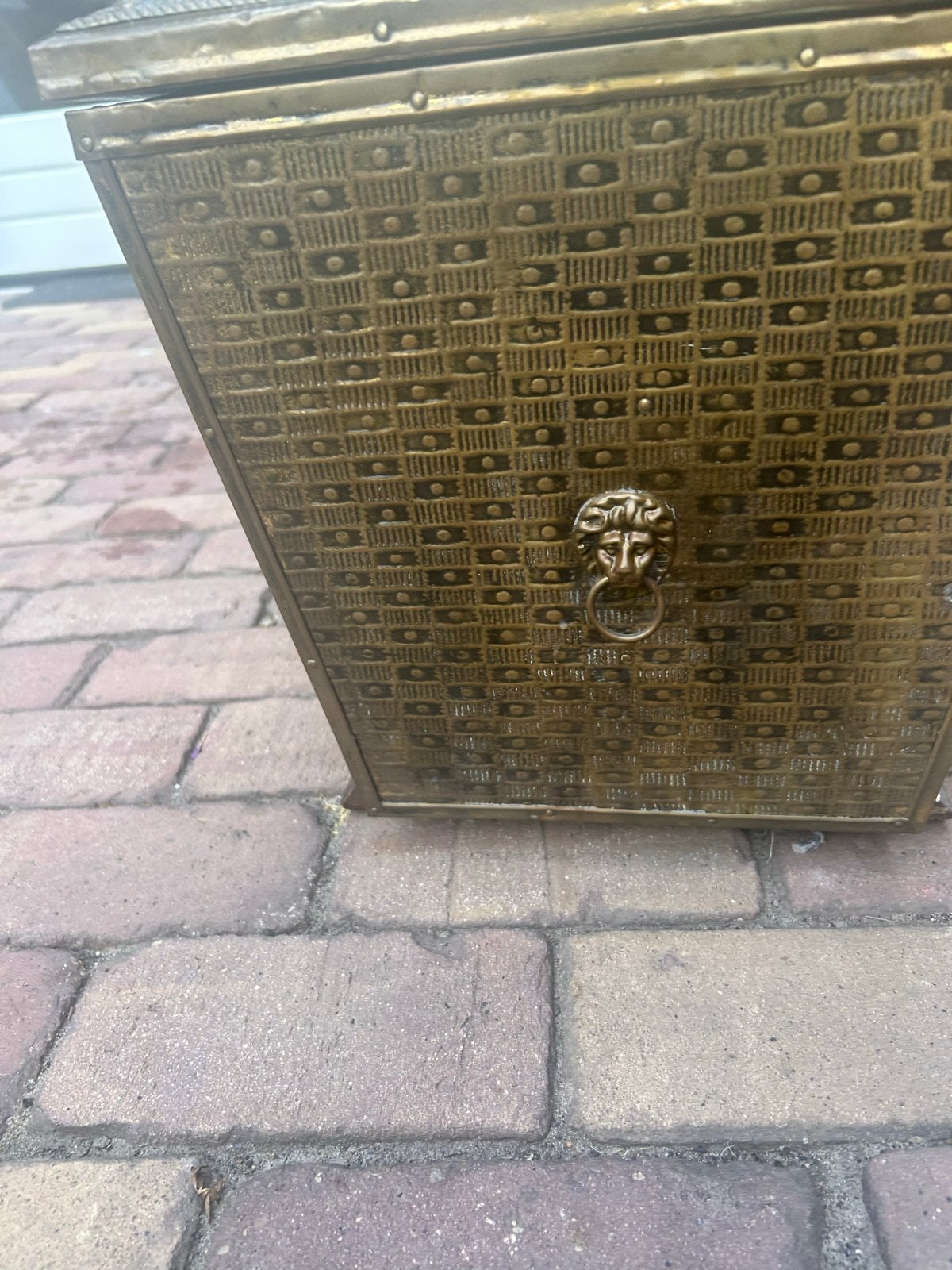 Antieke koperen kist met reliëfdecoratie coper, Ophalen of Verzenden, Koper