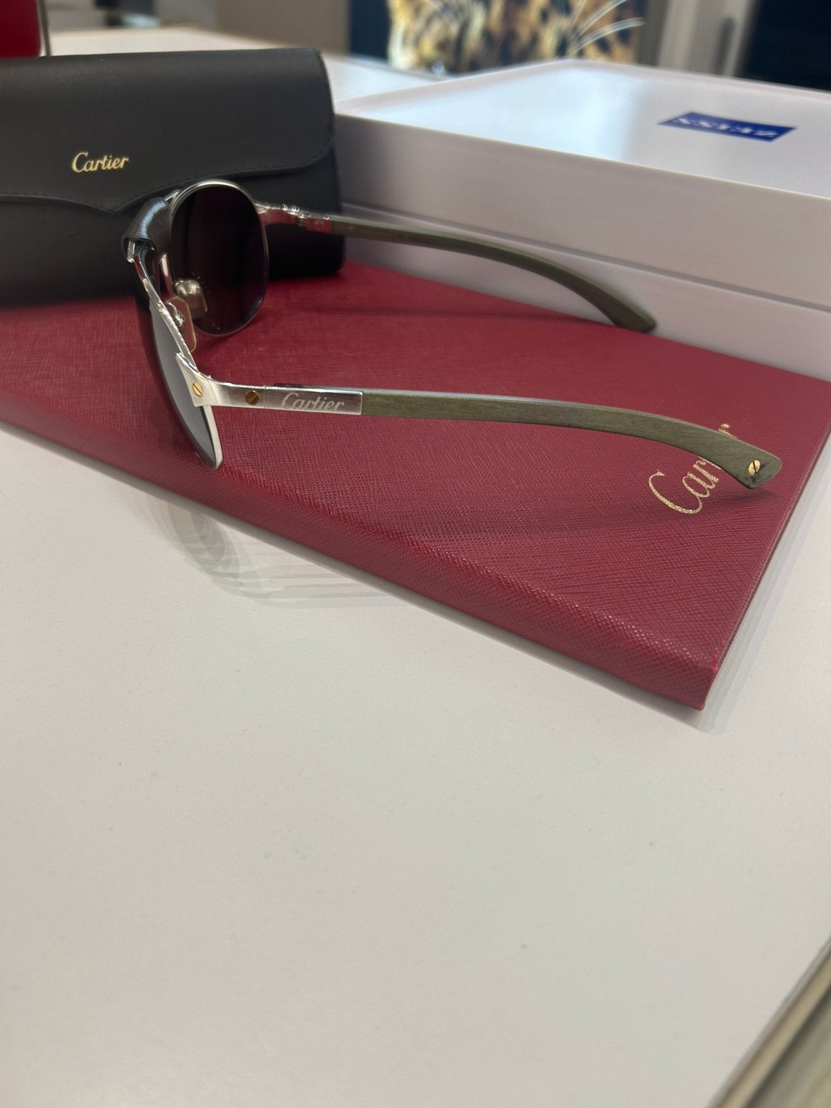 Originele Cartier zonnebril als nieuw, Sieraden, Tassen en Uiterlijk, Zonnebrillen en Brillen | Heren, Ophalen, Zo goed als nieuw
