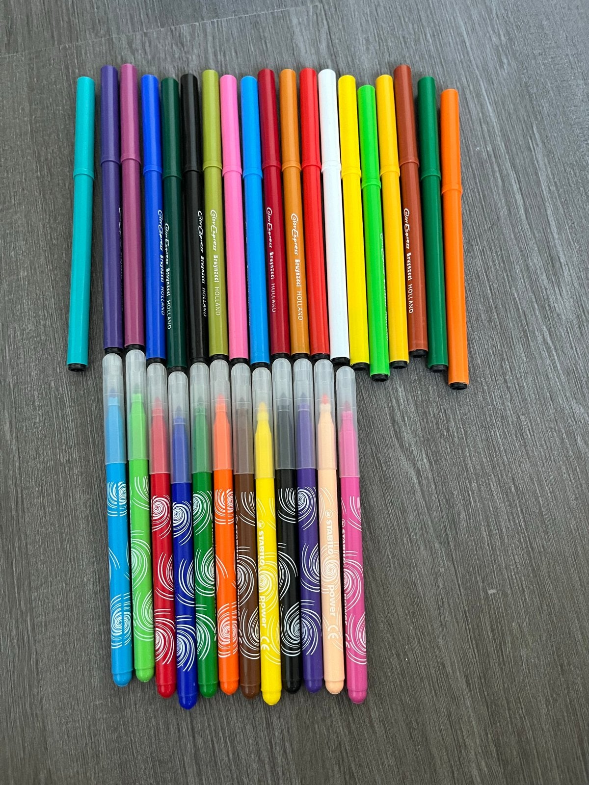 Bruynzeel en Stabilo stiften - Vele kleuren, Hobby en Vrije tijd, Tekenen, Ophalen of Verzenden, Gebruikt, Potlood of Stift