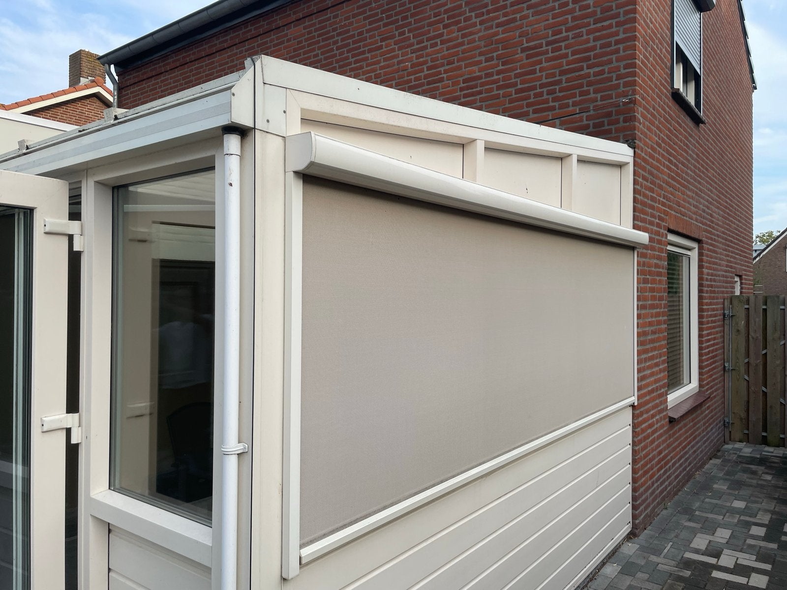 Elektrisch screen gebroken wit, Ophalen, Gebruikt, Elektrisch, 250 cm tot 450 cm