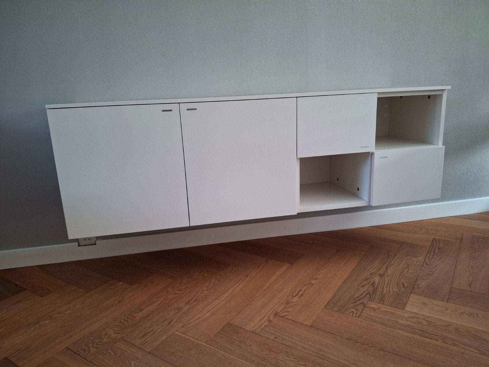 Interstar wandkast met plank - Wit, modern design, Huis en Inrichting, Kasten | Wandmeubels, Ophalen, Overige materialen, Met deur(en)