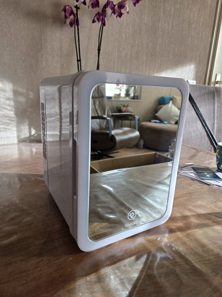 Te koop: InnoGIO 770 Kleine Koelkast voor cosmetica, Gehele gezicht, Wit, Nieuw, Ophalen of Verzenden