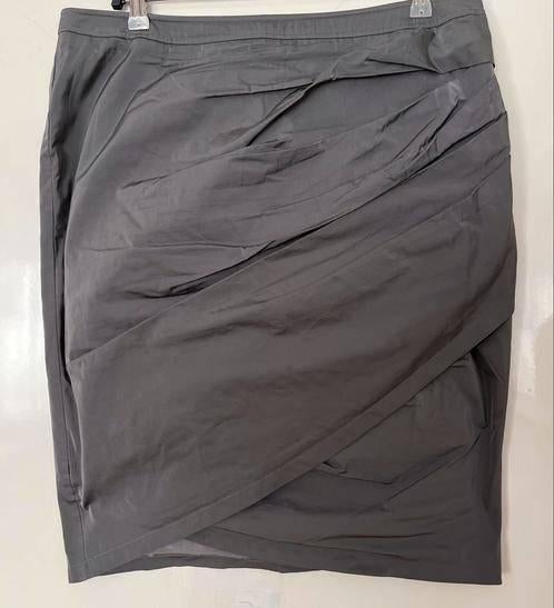 Van der Mark rok grijs maat 42/44 [DM], Kleding | Dames, Rokken, Zo goed als nieuw, Maat 42/44 (L), Grijs, Knielengte, Ophalen of Verzenden