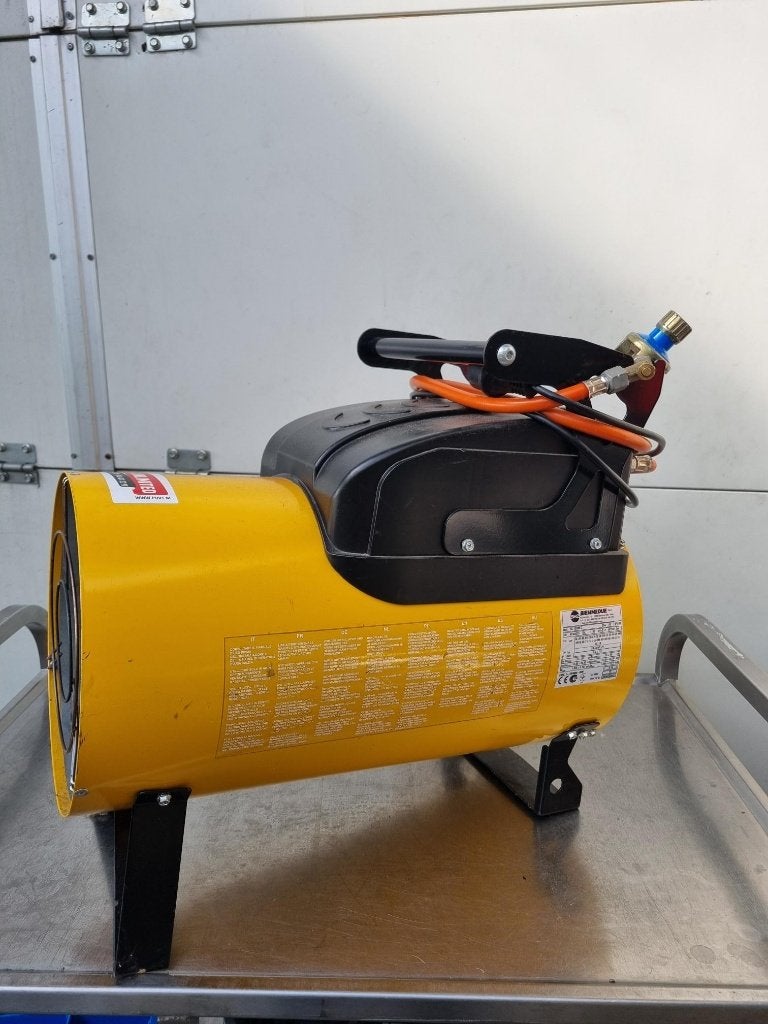 Te koop: Hitte kanon 30 kw. In zeer goede staat, Doe-het-zelf en Verbouw, Ophalen, 30 tot 80 cm, Kachel, Minder dan 60 cm