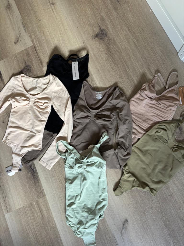 NIEUW: creamy fabrics, Kleding | Dames, Tops, Overige kleuren, Nieuw, Ophalen of Verzenden, Lange mouw