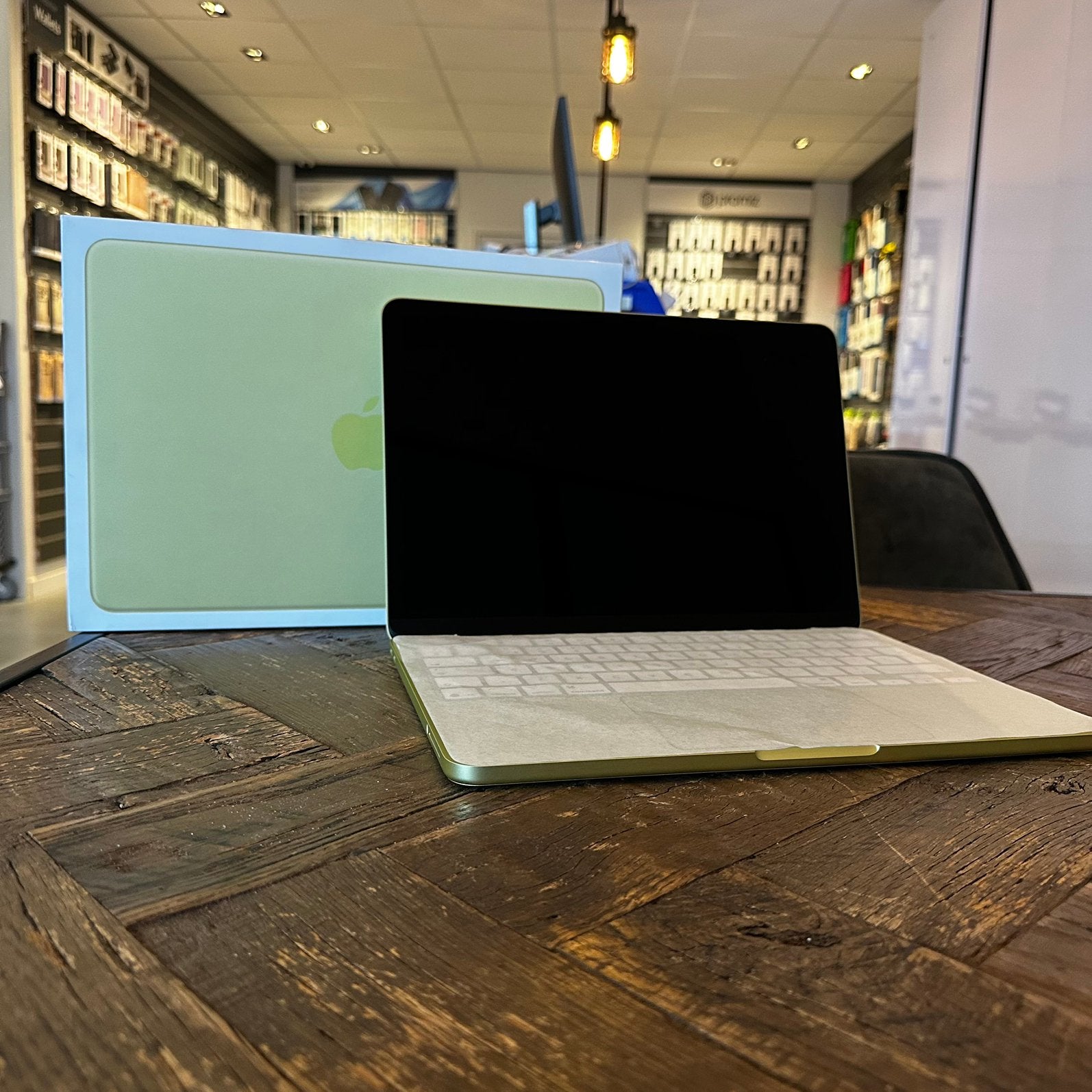 Apple Macbook Neo 13'' 8GB/512B - Nieuw - incl Garantie, Computers en Software, Overige modellen, Apple, 8 GB, 13 inch