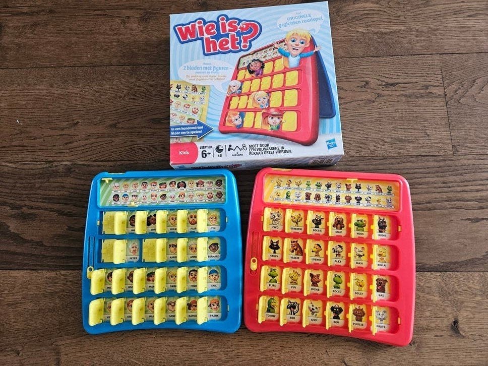 Wie is het?, Een of twee spelers, Ophalen of Verzenden, Gebruikt, Hasbro