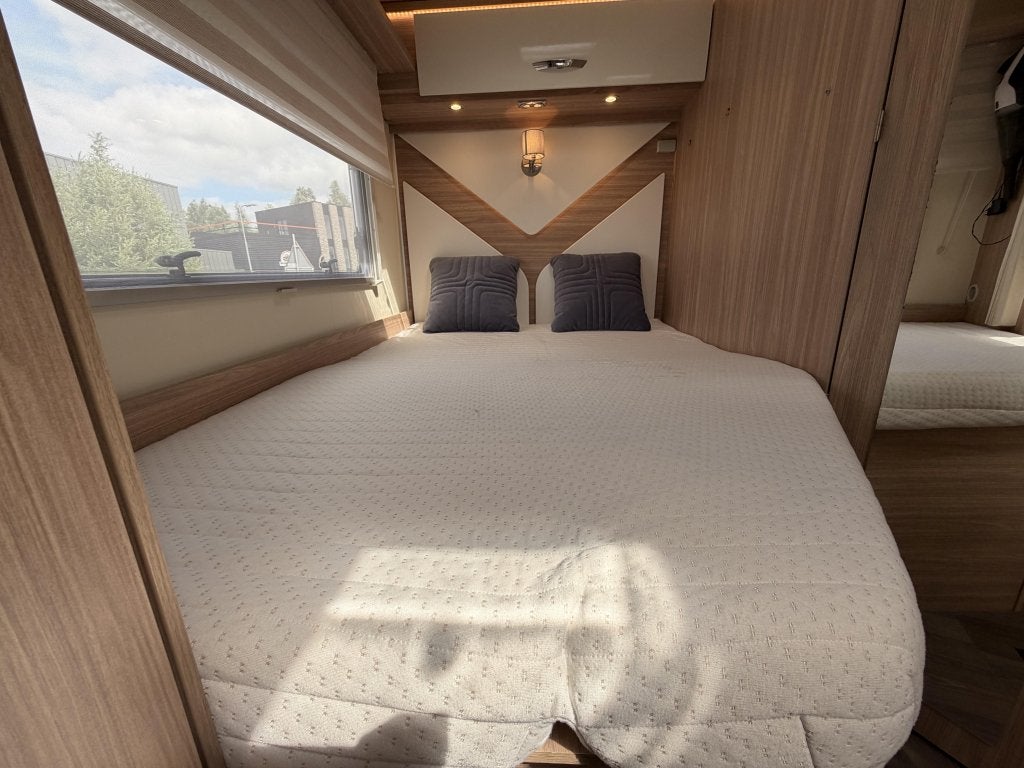 Bürstner Lyseo 660 M, Euro 6, 163 PK, MB Automaat,, Caravans en Kamperen, Campers, Automaat, 6 tot 7 meter, Bedrijf, Diesel