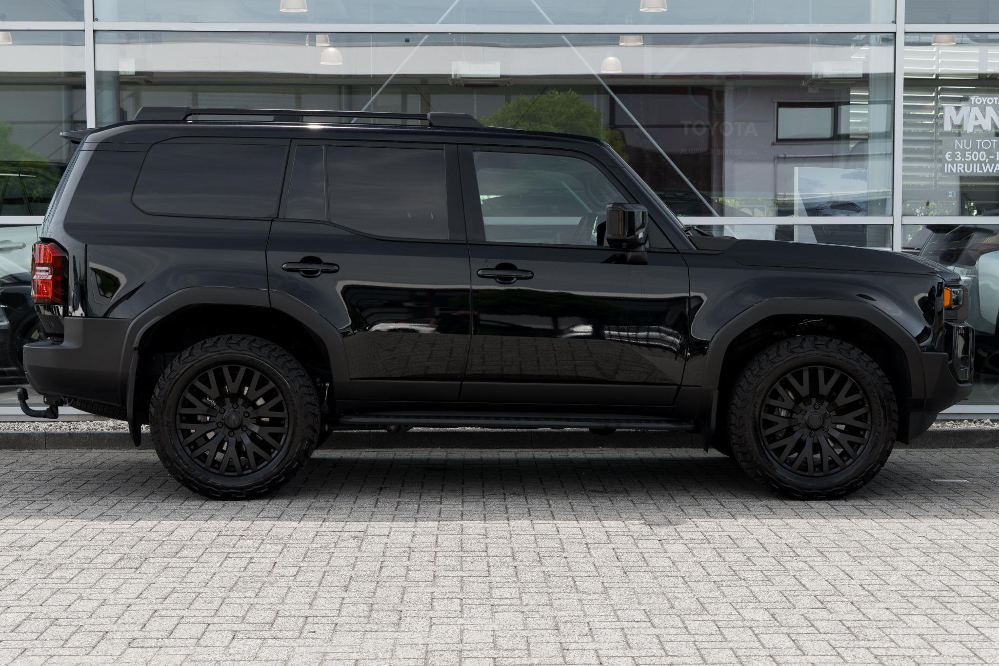 Toyota Land Cruiser 2.8 D-4D Blind Van Navigator, Auto's, Toyota, Automaat, Gebruikt, Euro 6, 4 cilinders