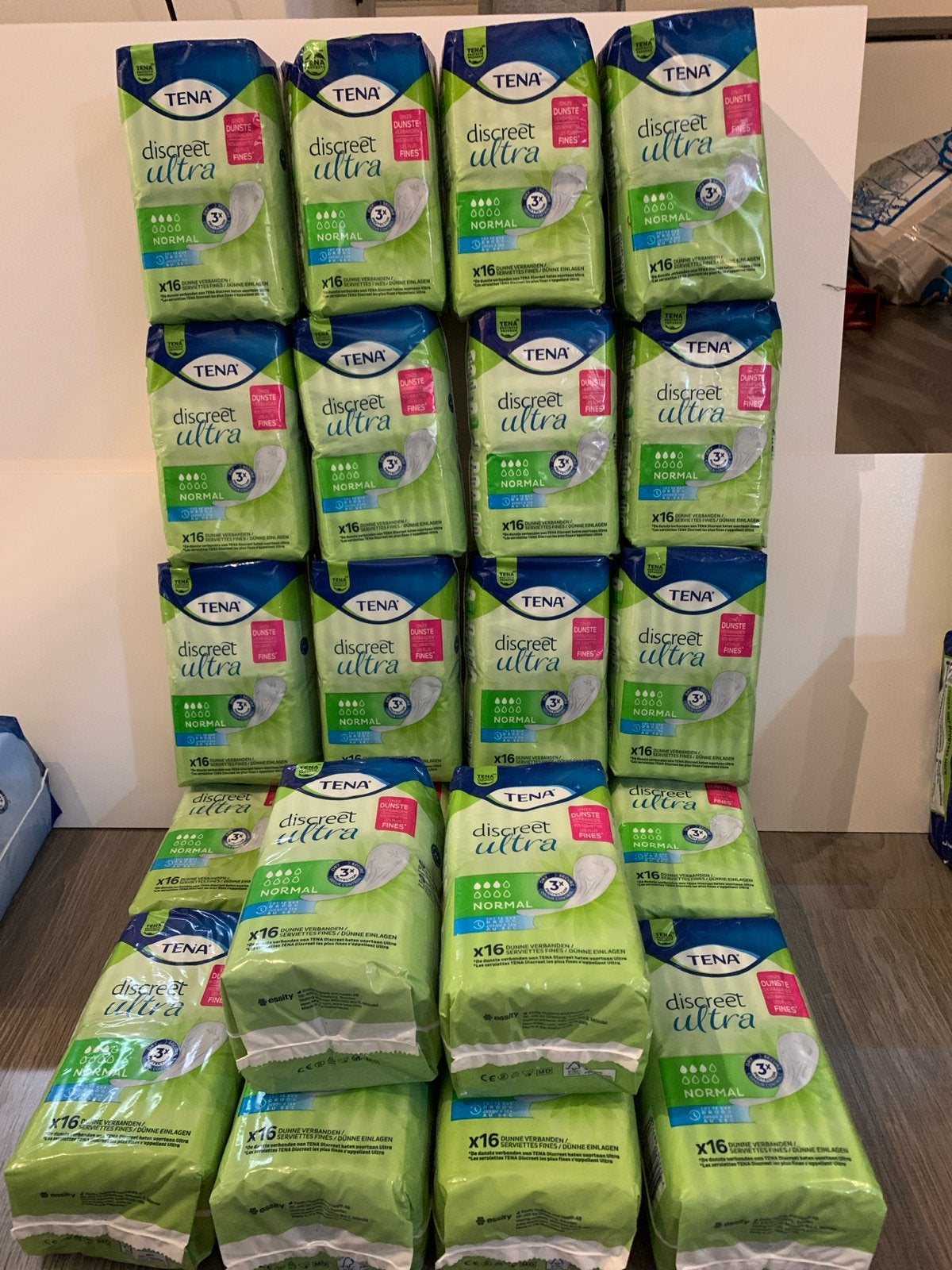 TENA discreet ultra - normaal x16, Ophalen, Nieuw