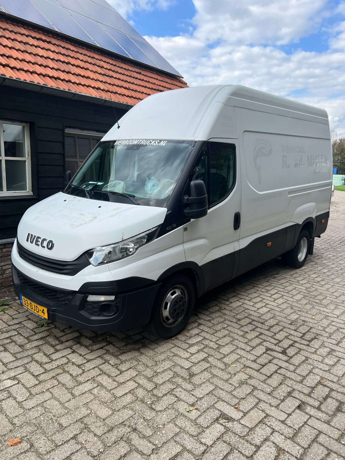 Iveco daily EURO6 luchtgeremd 6,5T trekgewicht, Auto's, Achterwielaandrijving, 4 cilinders, Iveco, Leder en Stof