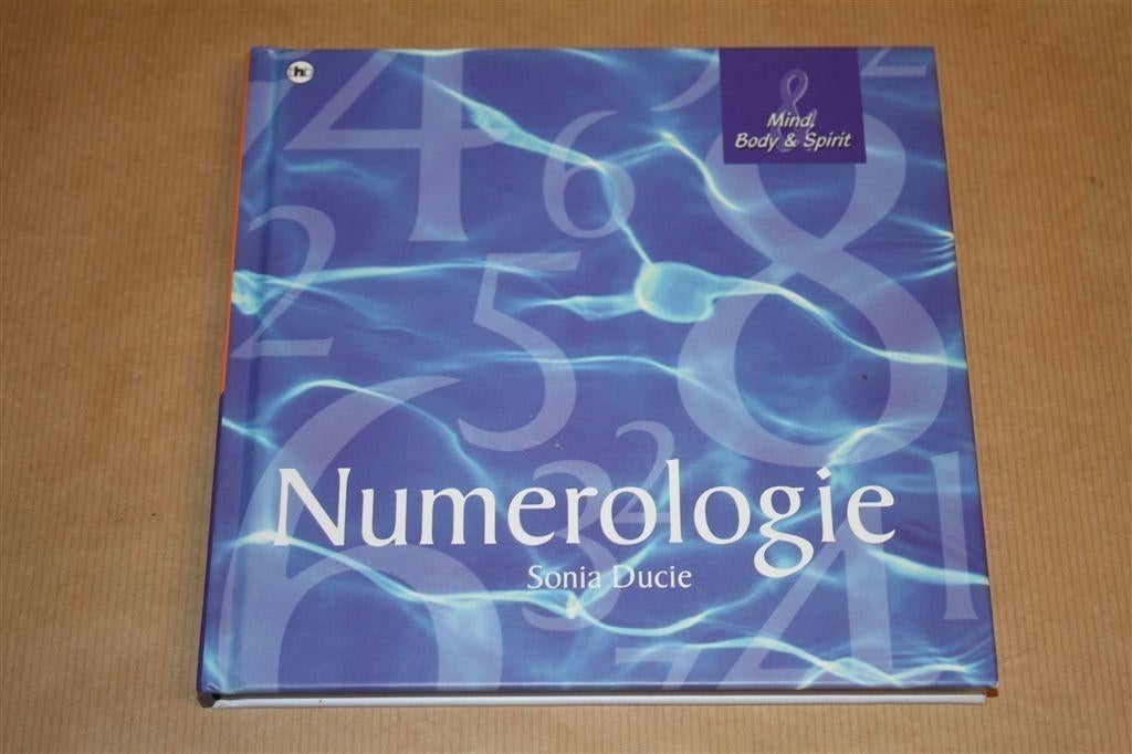 Numerologie. Mind, body & spirit. Sonia Ducie., Boeken, Ophalen of Verzenden, Gelezen, Overige onderwerpen, Achtergrond en Informatie