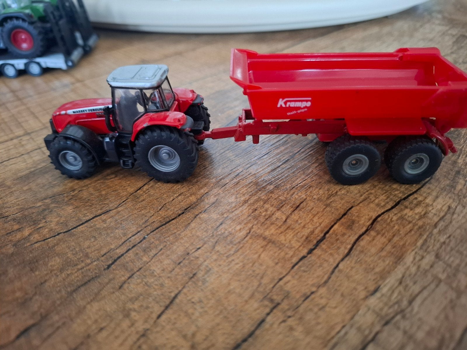 siku ⁰Massey Ferguson Tractor met Krampe Kipper Speelgoed, Ophalen of Verzenden, Nieuw, Hijskraan, Tractor of Landbouw, SIKU