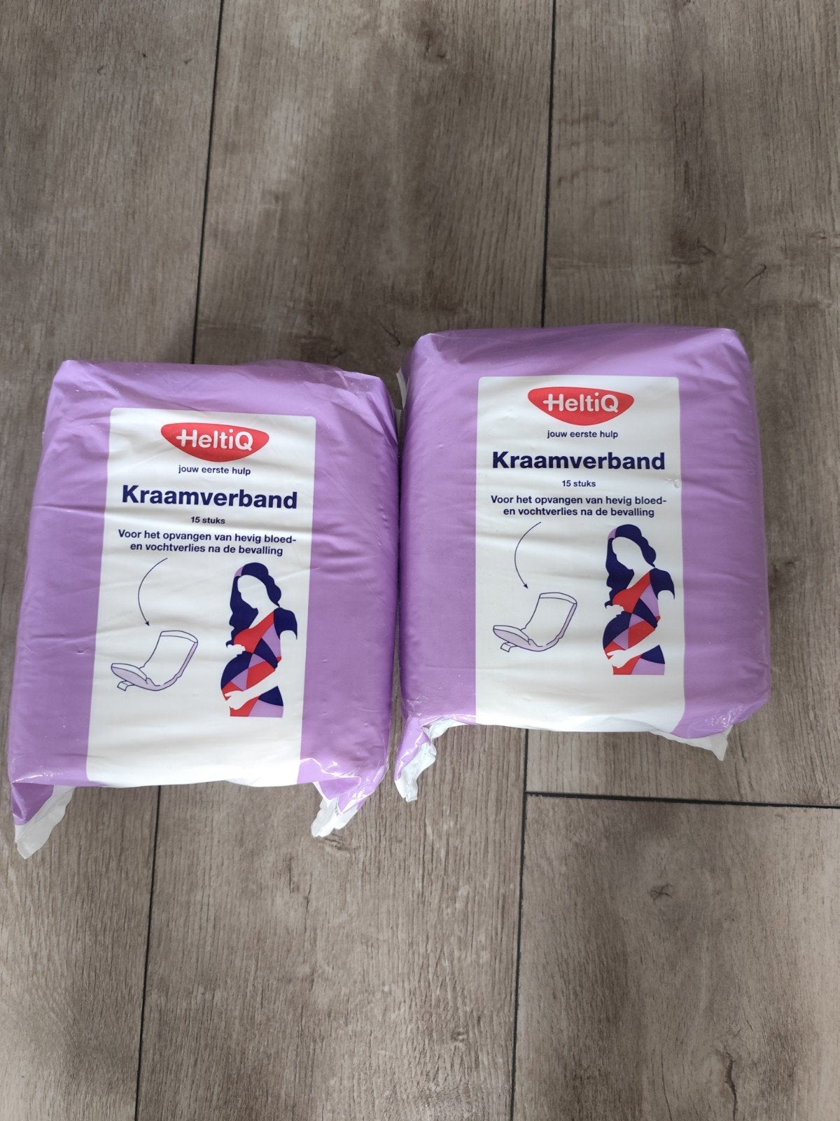 Twee pakken HeltiQ Kraamverband - 30 stuks, Diversen, Verpleegmiddelen, Ophalen of Verzenden, Nieuw