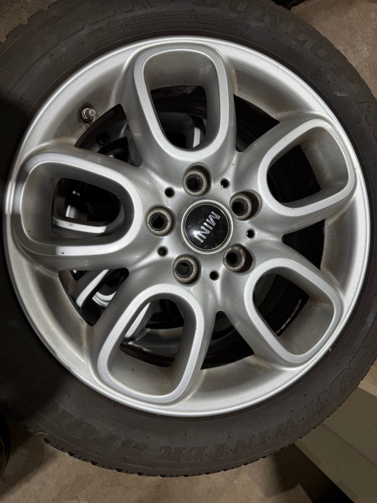 Mini Cooper winterbanden met velgen 195/55R16, Ophalen, Gebruikt, 16 inch, Banden en Velgen