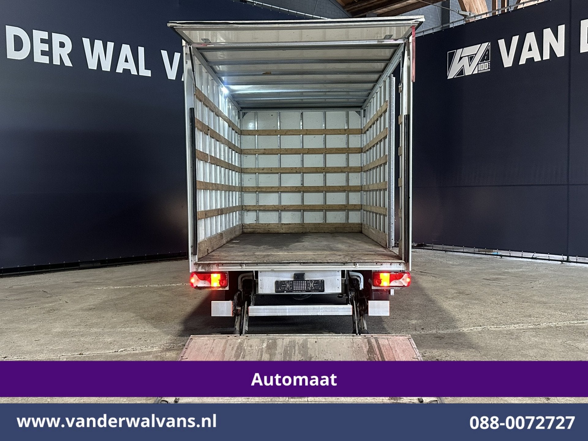 Foto 3 van Mercedes-Benz Sprinter 314 CDI 143pk 9G-Tronic Automaat Bakw