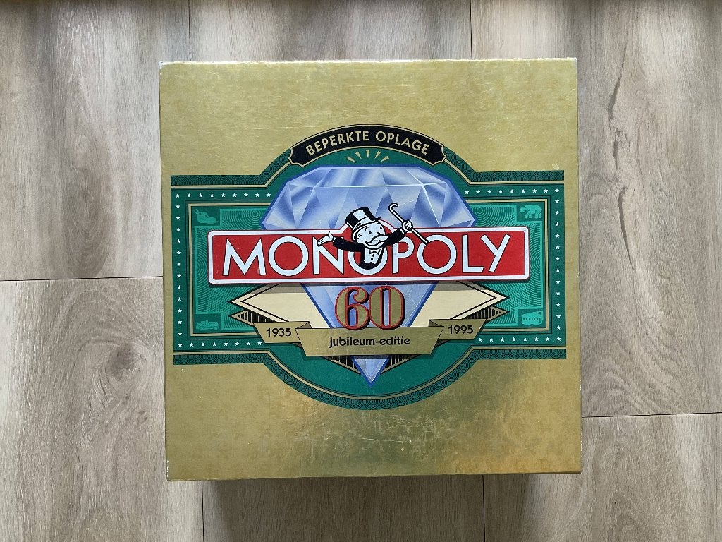 Monopoly 60 Jaar Jubileum Editie (1935-1995), Drie of vier spelers, Ophalen of Verzenden, Zo goed als nieuw, Parker Brothers