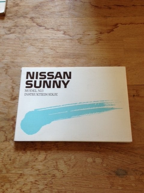 Nissan Sunny Model N13 Instructieboekje 1989 NL, Ophalen of Verzenden