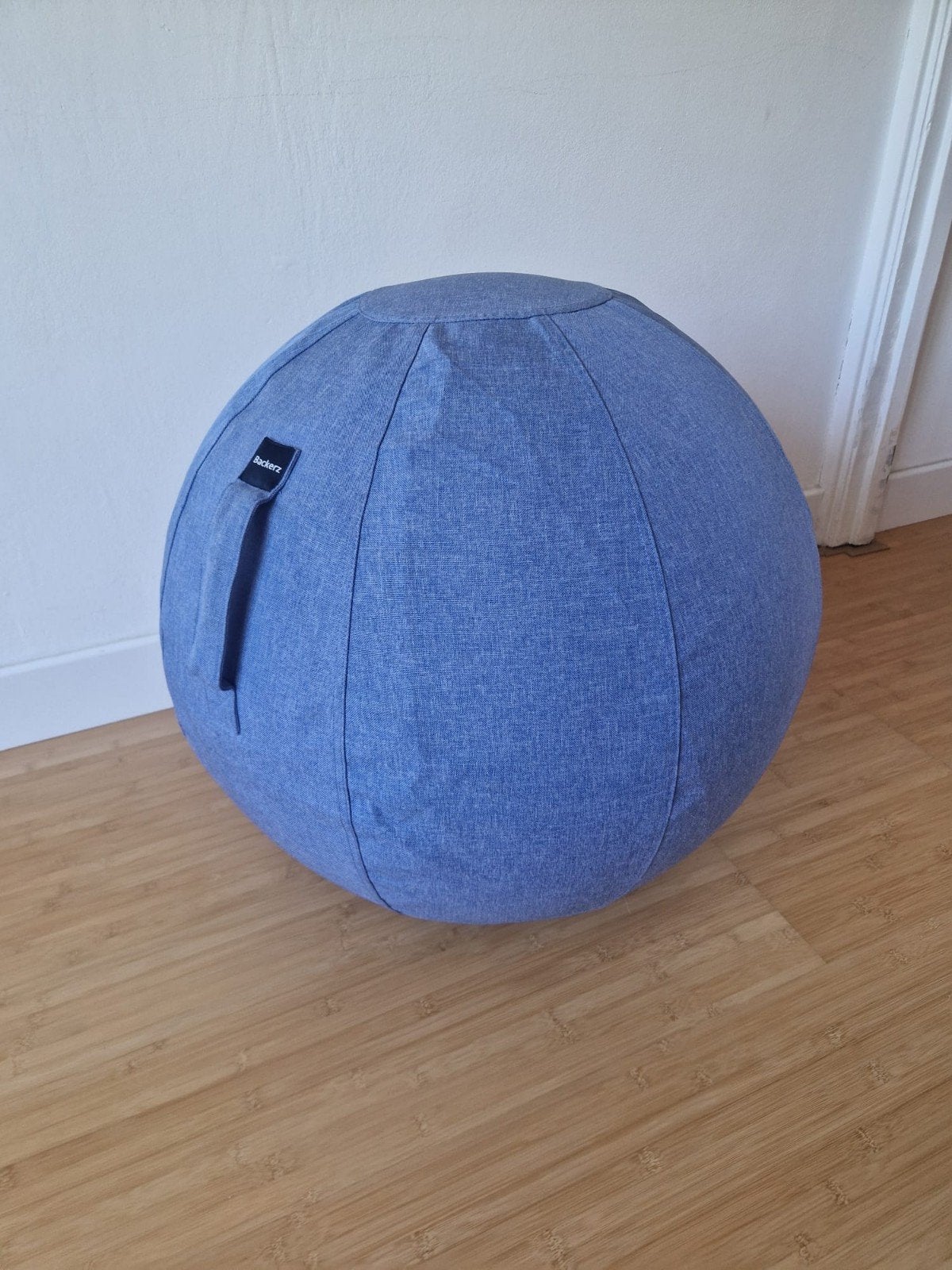 Backerz Zitbal 65 cm voor thuiswerken en zwangerschap, Ophalen, Zo goed als nieuw, Blauw, Textiel