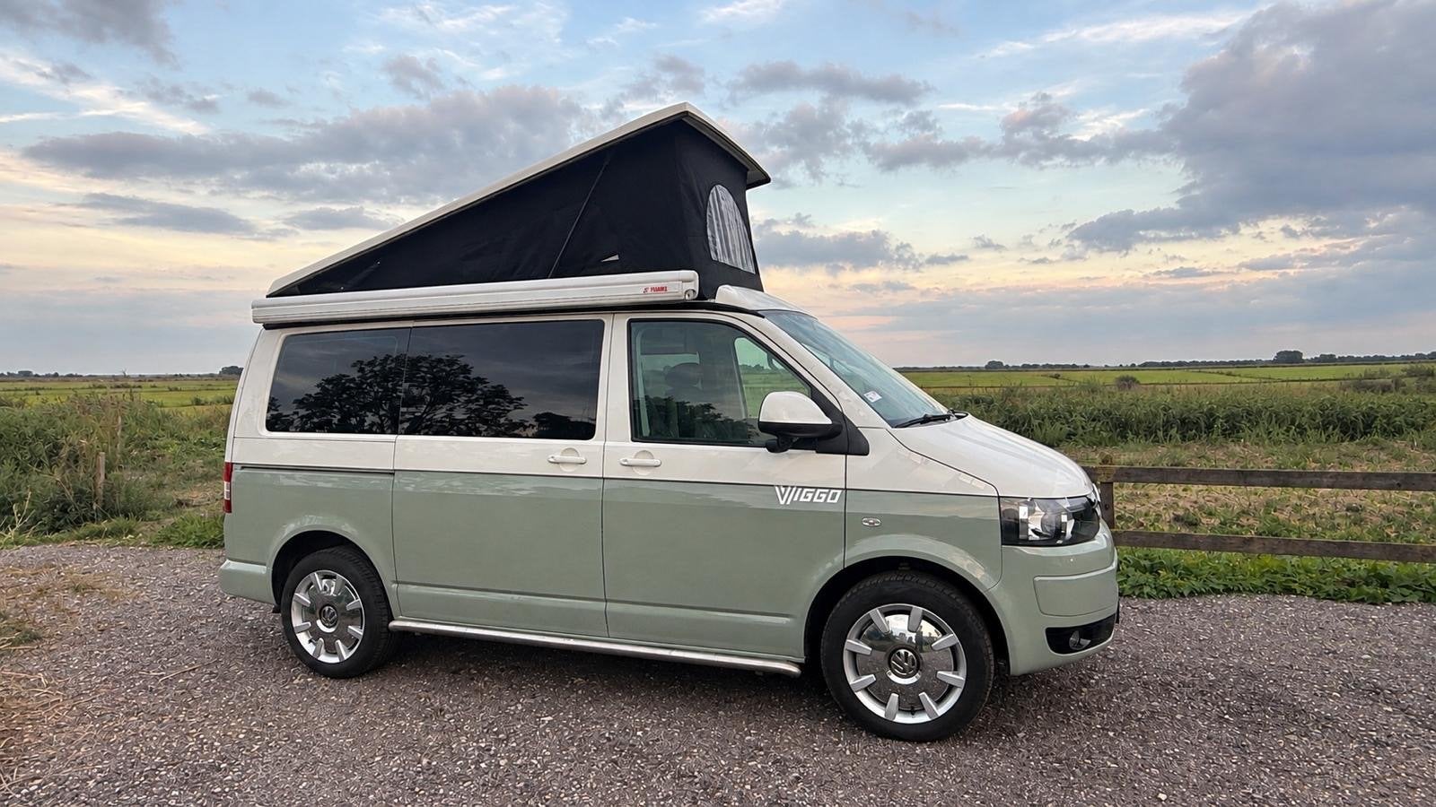 Volkswagen T5 Camper | Luxe uitvoering | 105.431 km, Volkswagen, Bedrijf, Diesel, Overige merken