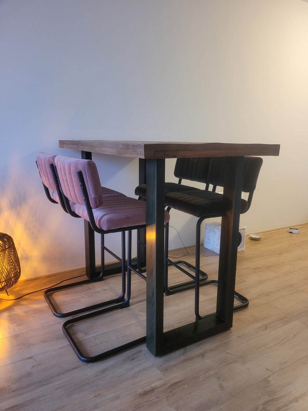 Bar tafel met 4 velvet stof krukken, Ophalen of Verzenden, Zo goed als nieuw