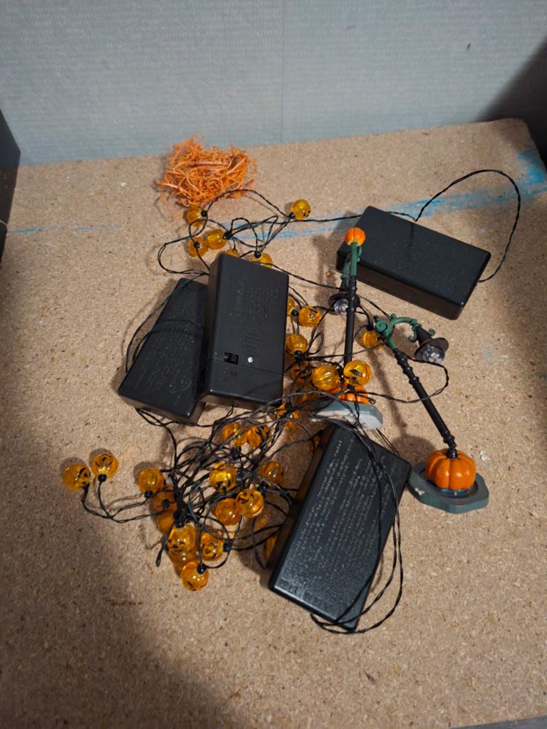 3 pompoen verlichting snoeren, en pompoen lantaarn, Ophalen of Verzenden, Gebruikt