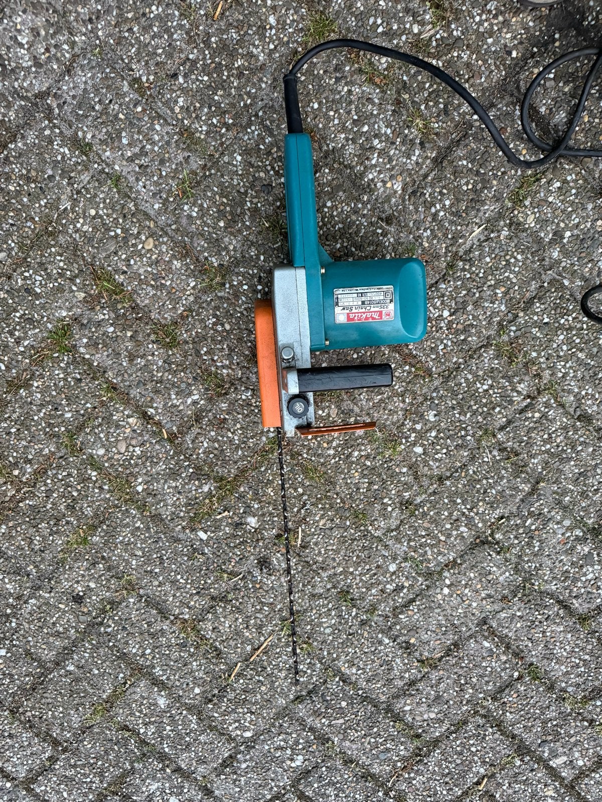 Elektrische kettingzaag - Makita, Gebruikt, 70 mm of meer, Kettingzaag, 600 tot 1200 watt