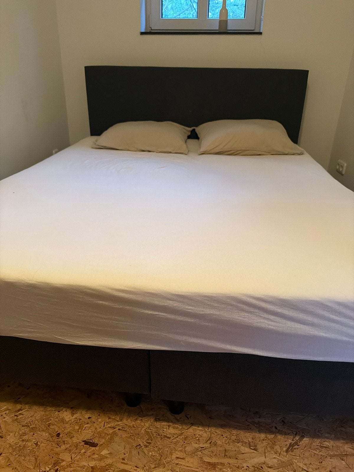 Tweepersoons boxspring bed met hoofdbord, Ophalen, Gebruikt, Tweepersoons, 200 cm