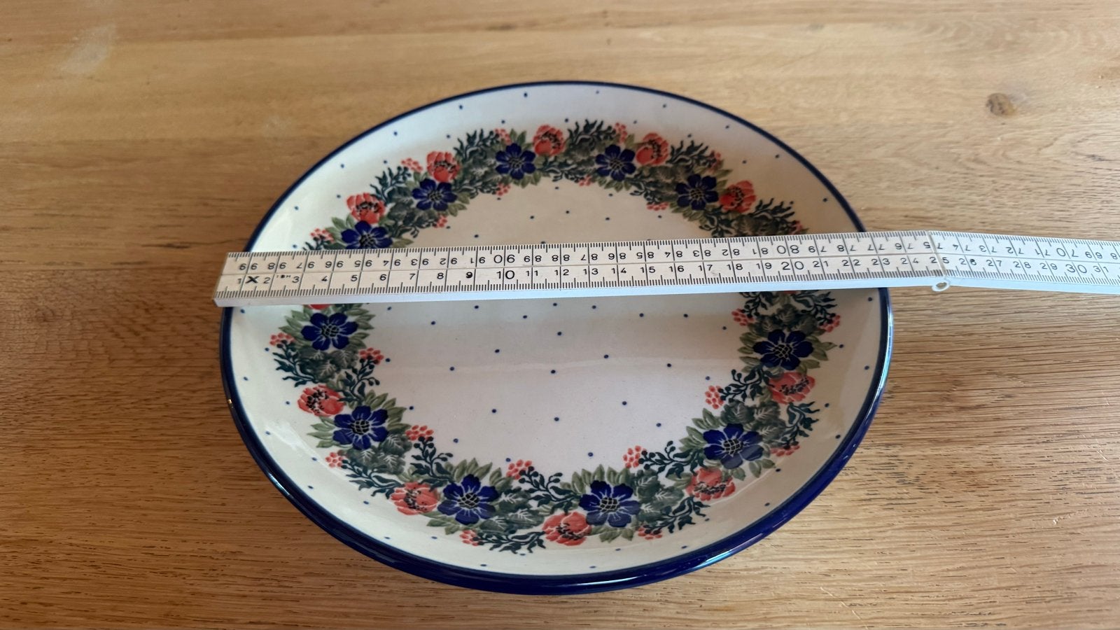 Bunzlau bord ‘ballerina’, Keramiek, Ophalen of Verzenden, Zo goed als nieuw, Bord(en)