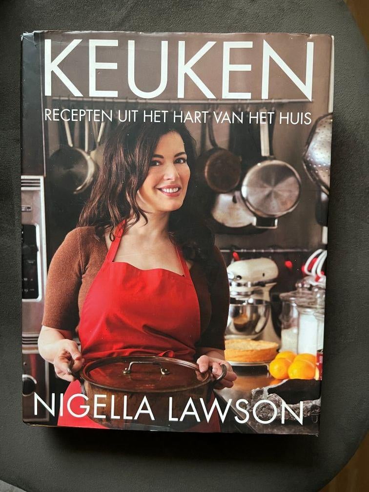 Keuken - Nigella Lawson, Ophalen of Verzenden, Zo goed als nieuw, Azië en Oosters