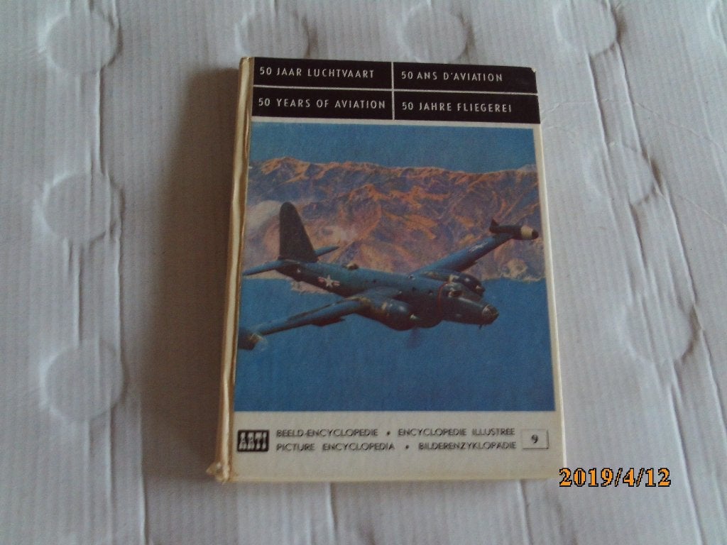 arti nr. 9 - 50 jaar luchtvaart - hugo hooftman, Boeken, Ophalen of Verzenden, Gelezen, Vliegtuig