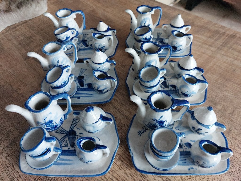 Mini servies, Ophalen