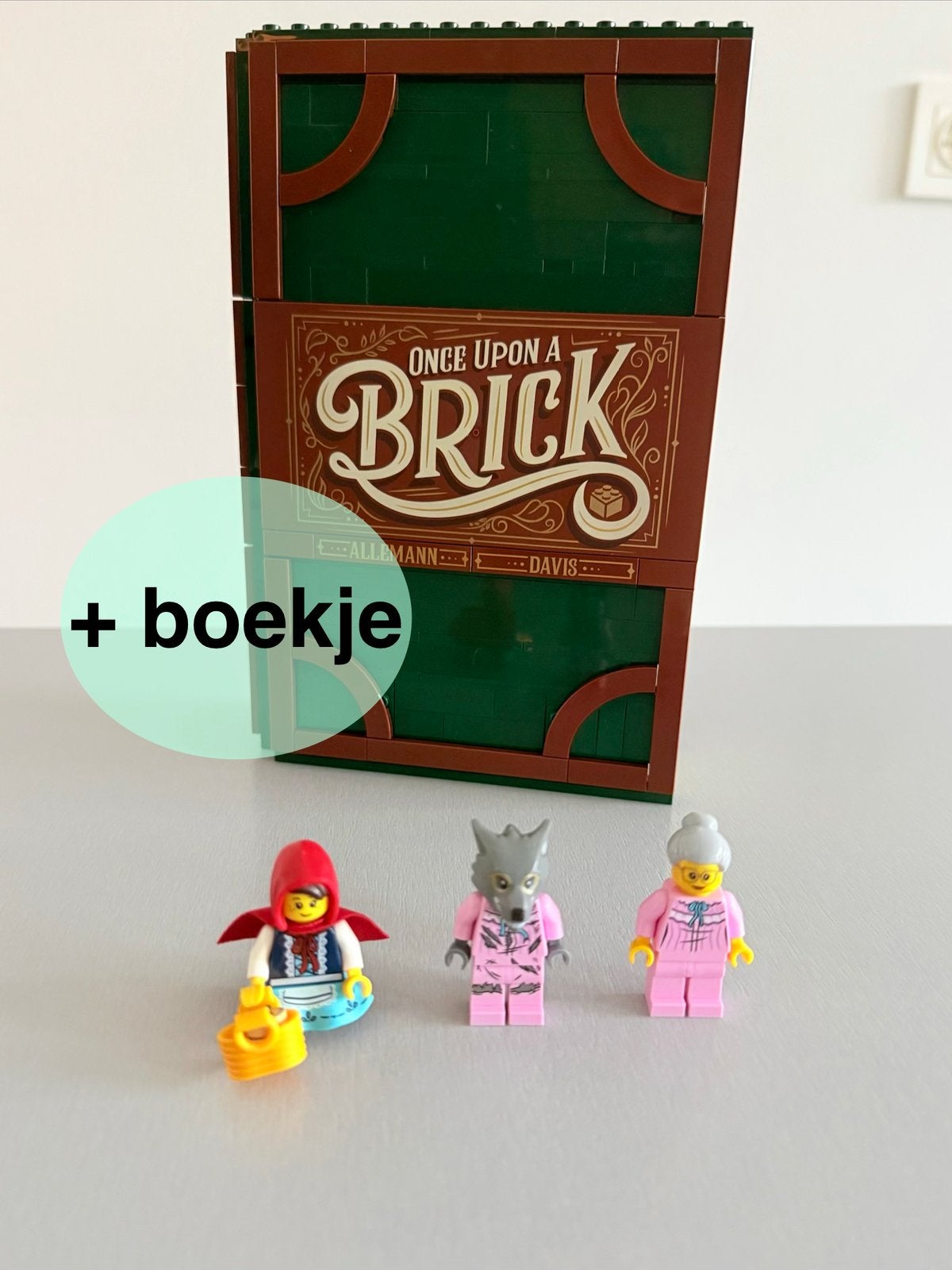 LEGO Uitklapboek (21315) + Boekje, Compleet, Lego, Ophalen of Verzenden, Complete set