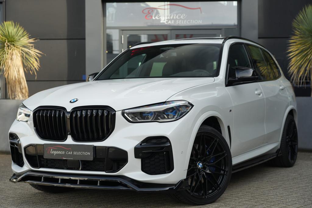 BMW X5 M50i M Sport High Executive 531pk Panoramadak/360Came, Auto's, Gebruikt, 532 pk, 4395 cc, Wit