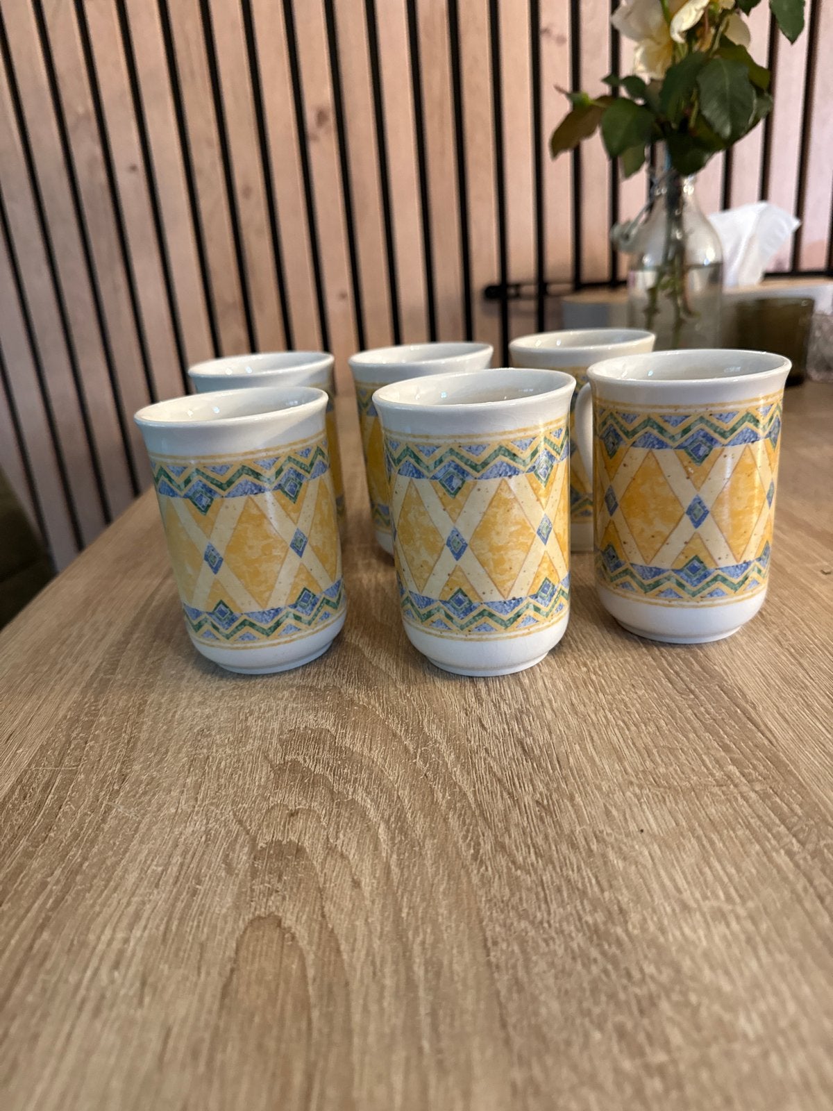 Set van 6 vintage mokken met geometrisch patroon, Gebruikt, Overige merken, Keramiek, Vintage
