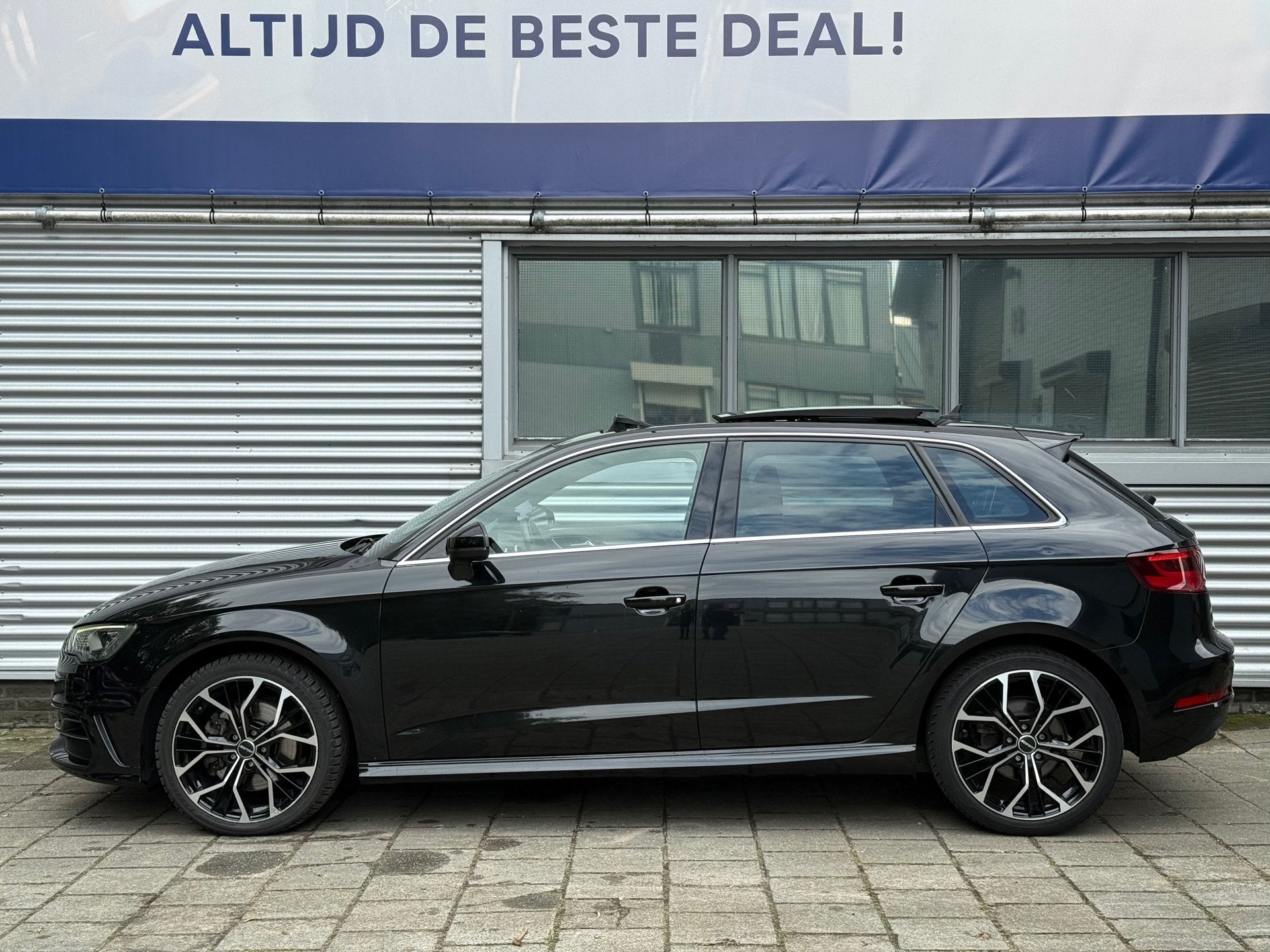 Audi A3 Sportback 1.4 e-tron PHEV Ambition Pro Line plus l 9, 8 kWh, Gebruikt, 4 cilinders, 150 pk
