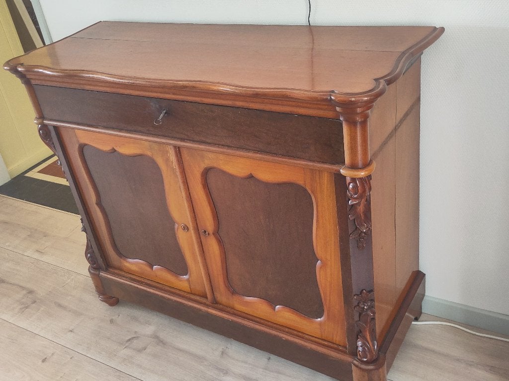 Antiek dressoir, Antiek en Kunst, Ophalen