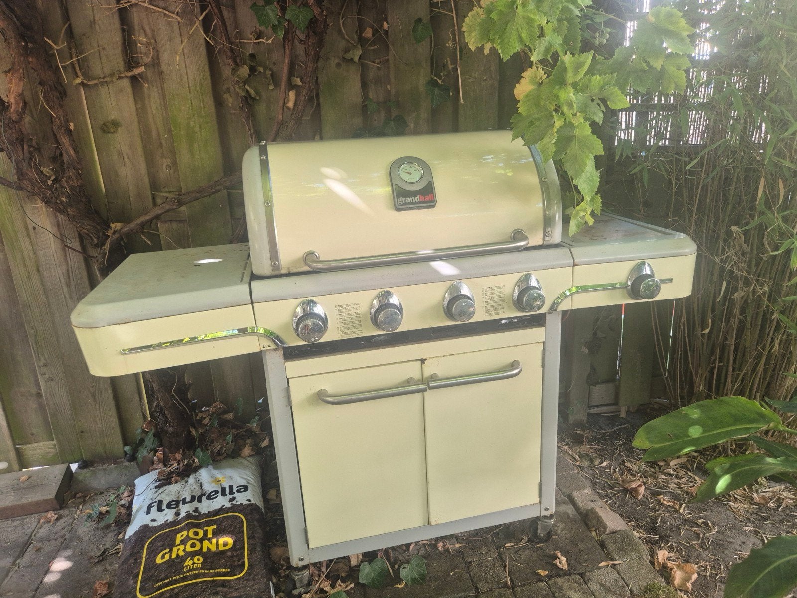 Gratis gasbbq van grandhall, Ophalen, Gebruikt, Gas, Grandhall