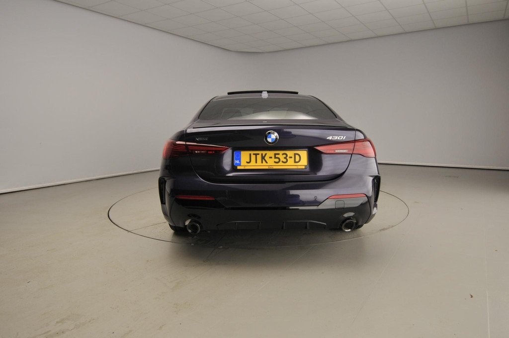 BMW 4 Serie 430i xDrive Coupé | M-Sportpakket | LED | Leder, Auto's, BMW, Automaat, 1998 cc, 4 stoelen, Bedrijf