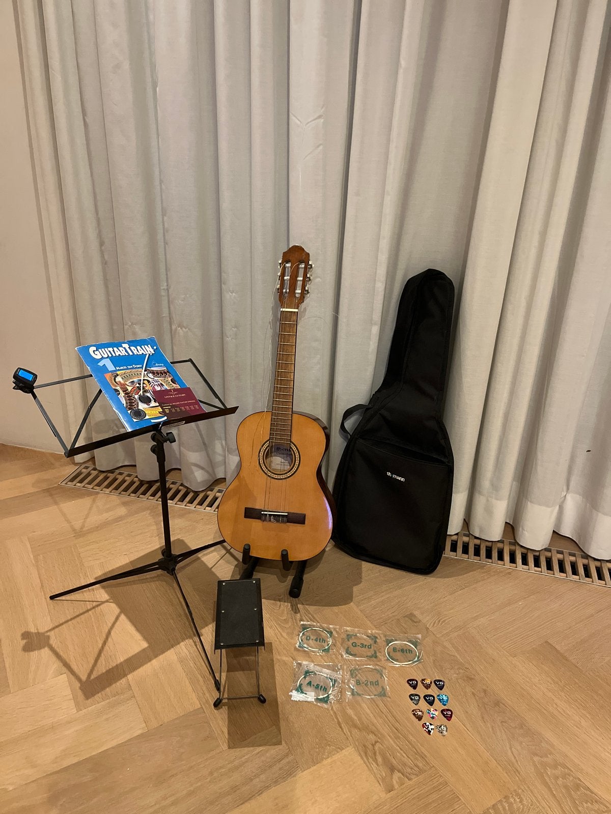 Klassieke gitaar starterspakket -  en zo goed als nieuw, Muziek en Instrumenten, Ophalen of Verzenden, Zo goed als nieuw, Klassieke of Spaanse gitaar