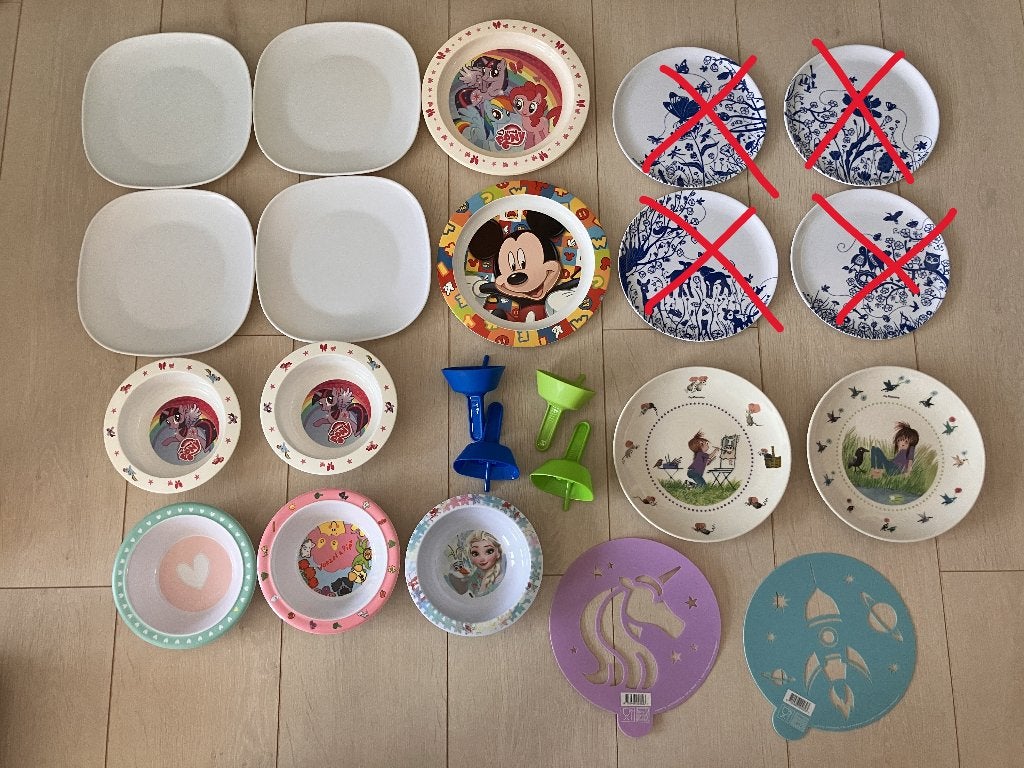 Keuken kind servies oa Floddertje borden 6 euro alles samen!, Huis en Inrichting, Kunststof, Ophalen of Verzenden, Zo goed als nieuw