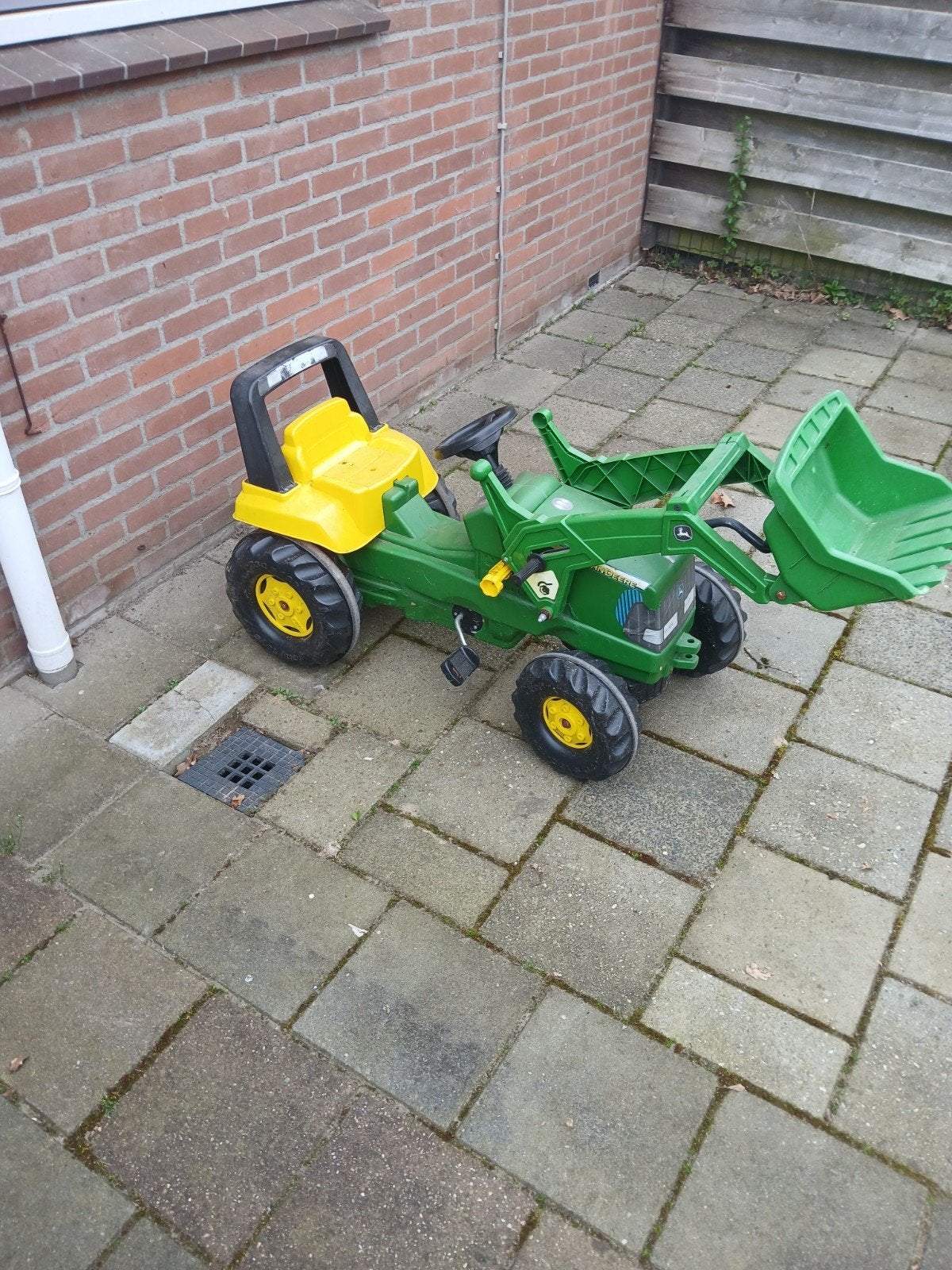 Zeer nette traptrekker, altijd binnen gestaan, Ophalen of Verzenden, Zo goed als nieuw, Trapvoertuig