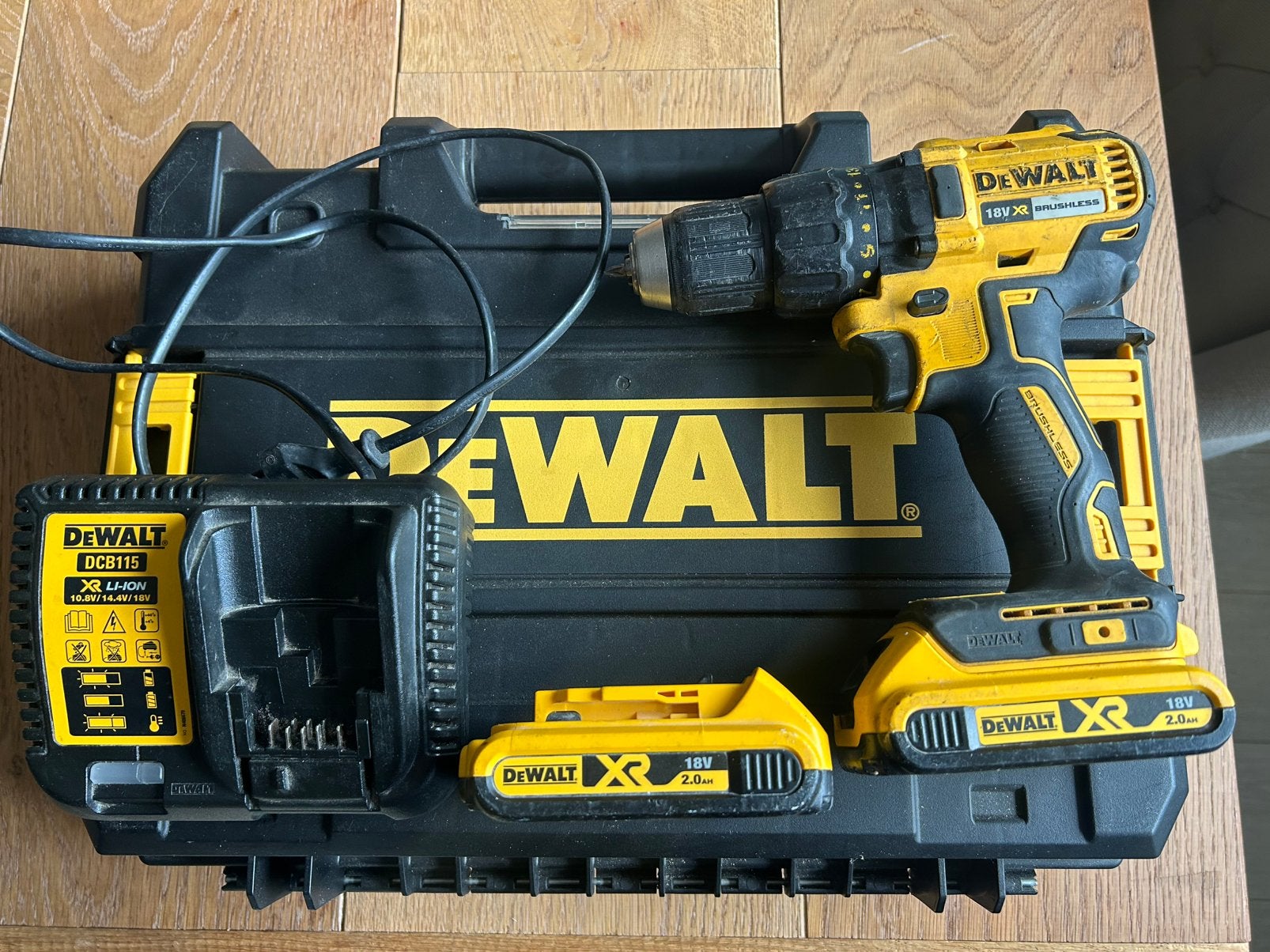 Dewalt 18V Accu Boormachine TSTAK 2 accu’s snellader, Doe-het-zelf en Verbouw, Gereedschap | Boormachines, Verzenden, Gebruikt