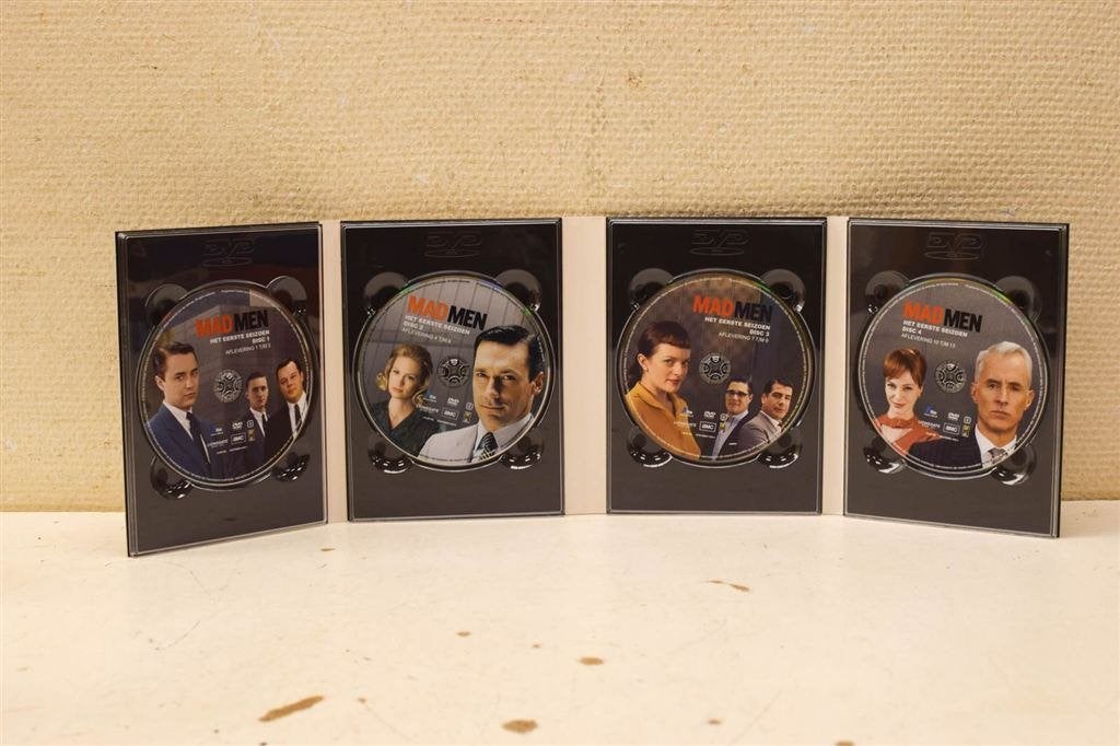4 dvd box Mad Men het eerste seizoen 49517, Ophalen of Verzenden, Gebruikt
