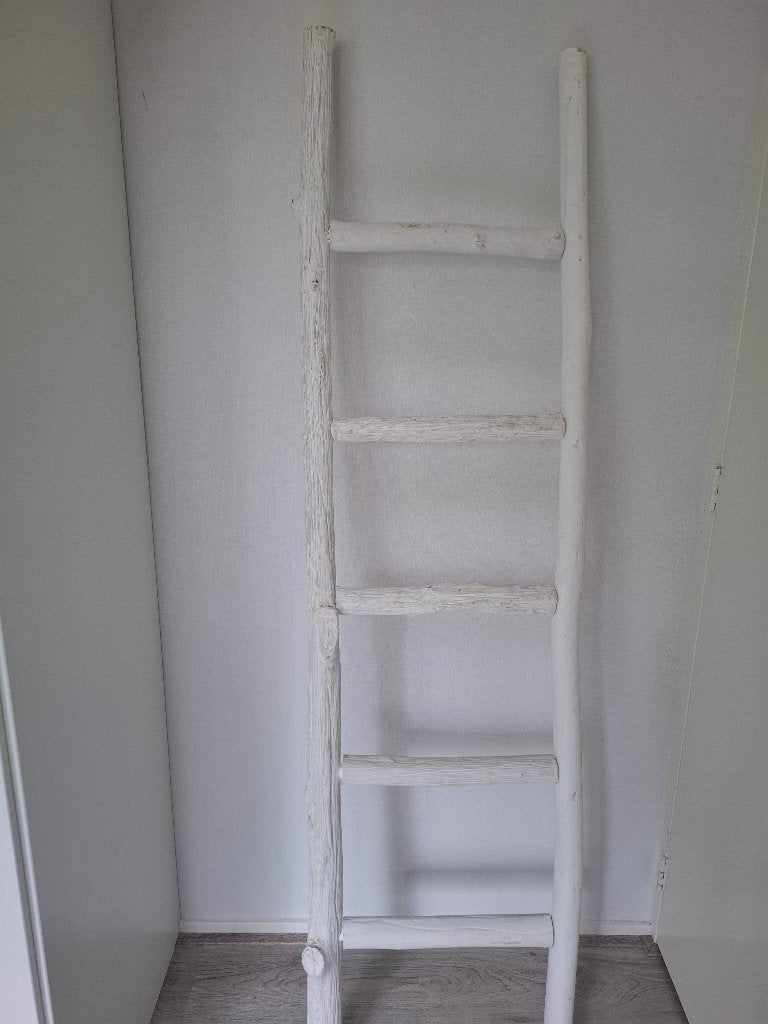 Mooie witte decoratie trap, Ophalen, Hout, Decoratieobject, Zo goed als nieuw