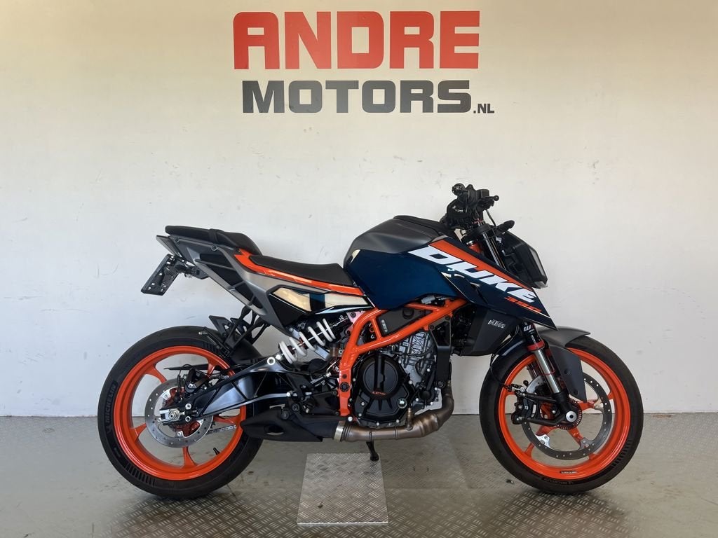 KTM KTM 390 DUKE, Motoren, Bedrijf, Naked bike