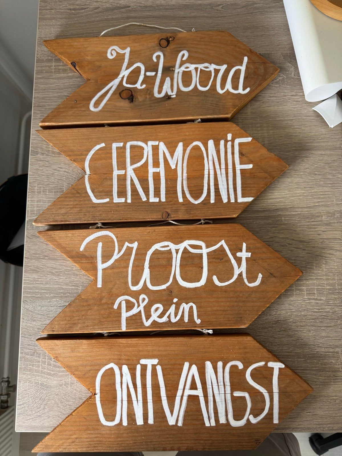 Houten Wegwijzers voor Bruiloft of Evenement - Set van 4, Gebruikt, Knutselwerk, Overige merken, Bruin