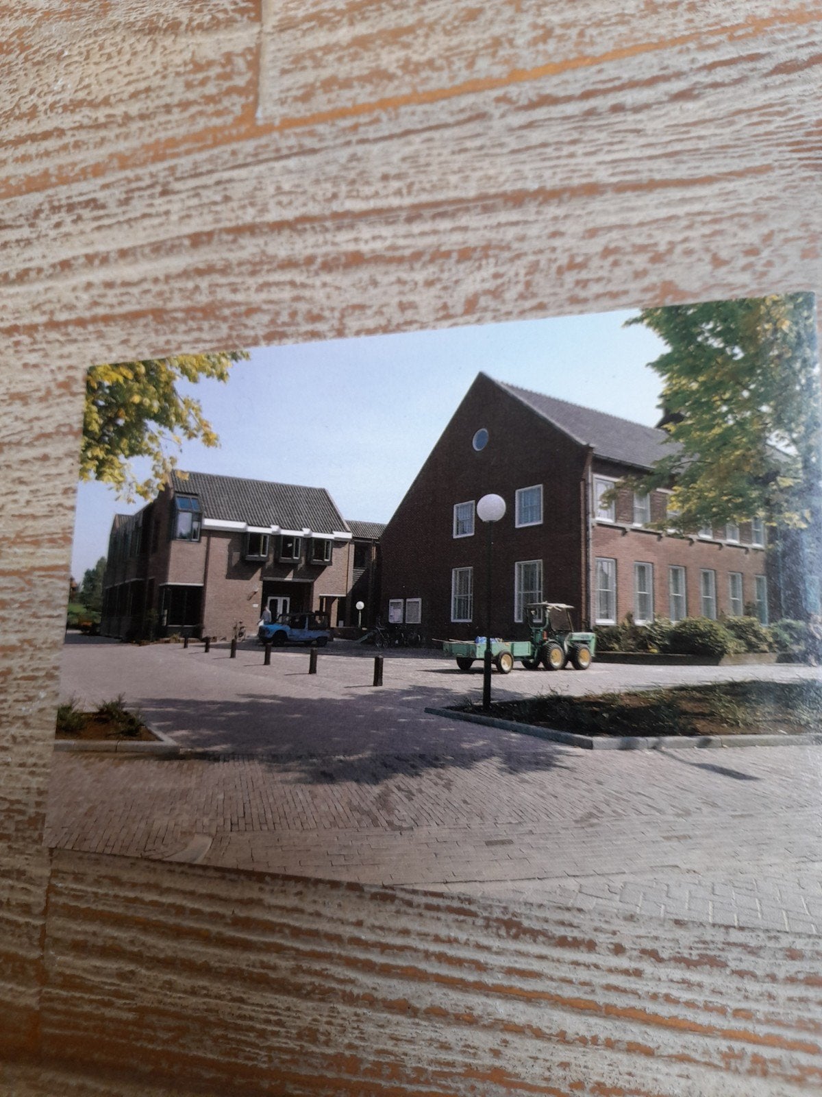 Fotoansichtkaart Wijk en Aalburg Gemeentehuis, Ophalen of Verzenden, 1960 tot 1980, Ongelopen, Noord-Brabant