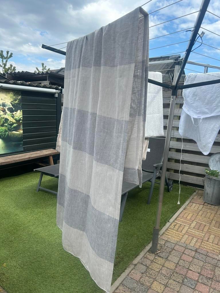 Mooie grijs beige linnen inbetween gordijnen, Overige kleuren, 200 cm of meer, Ophalen of Verzenden, Zo goed als nieuw